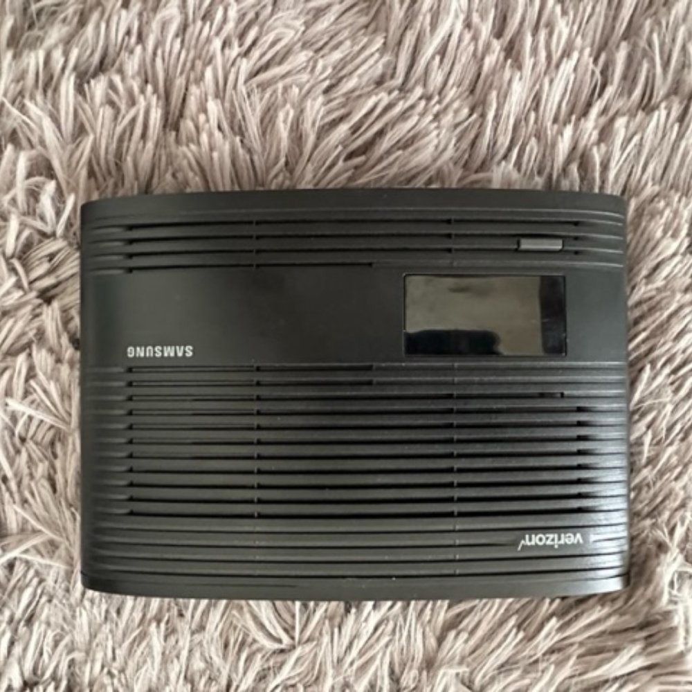 Samsung 4G LTE Network Extender 2